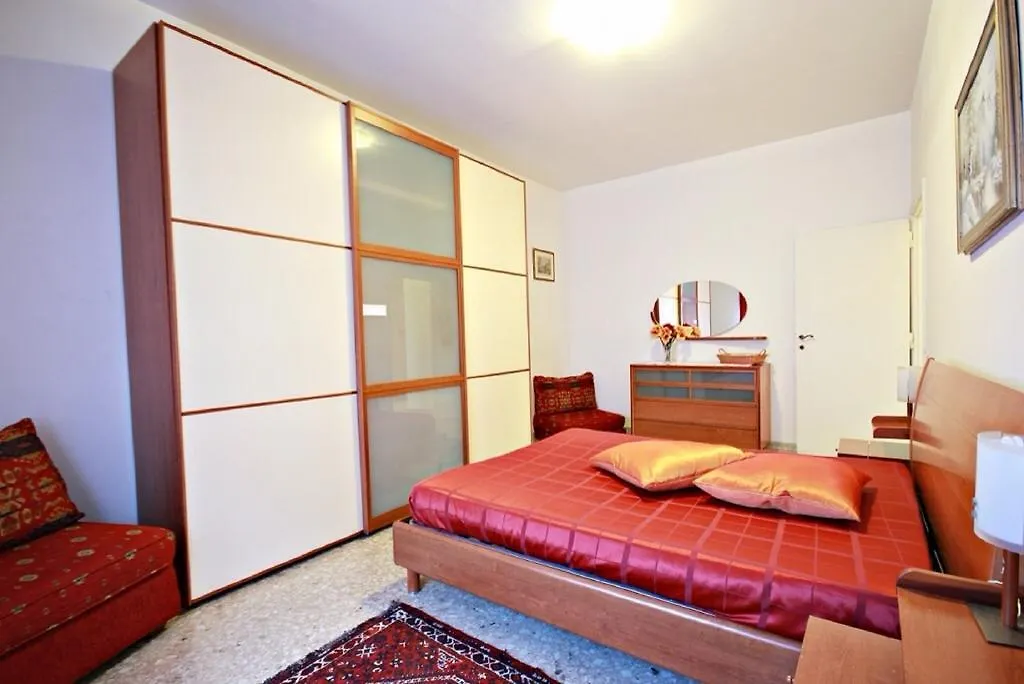 Casa vacanze La Maison Rouge Hotel Roma